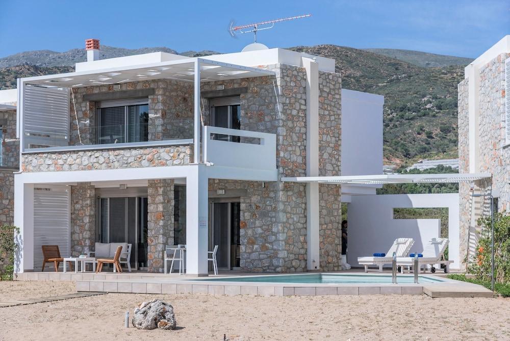 Cedar Bay Beachside Villas Paleokhóra Eksteriør bilde