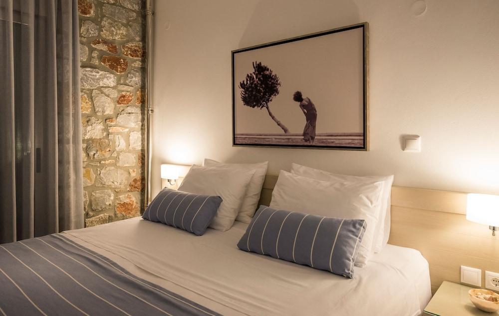 Cedar Bay Beachside Villas Paleokhóra Eksteriør bilde