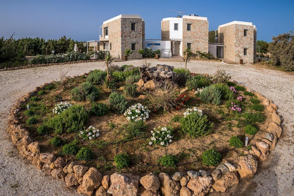 Cedar Bay Beachside Villas Paleokhóra Eksteriør bilde
