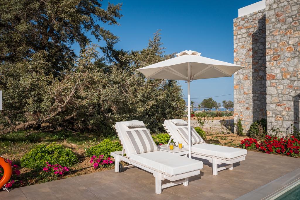 Cedar Bay Beachside Villas Paleokhóra Eksteriør bilde
