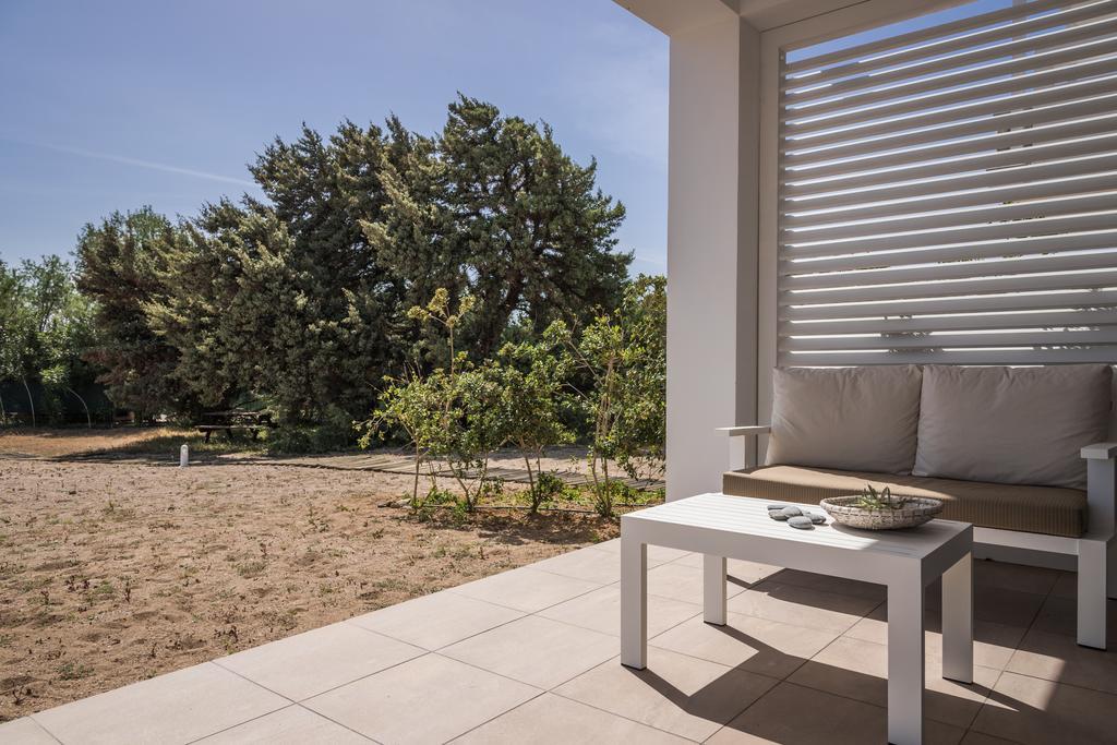 Cedar Bay Beachside Villas Paleokhóra Eksteriør bilde