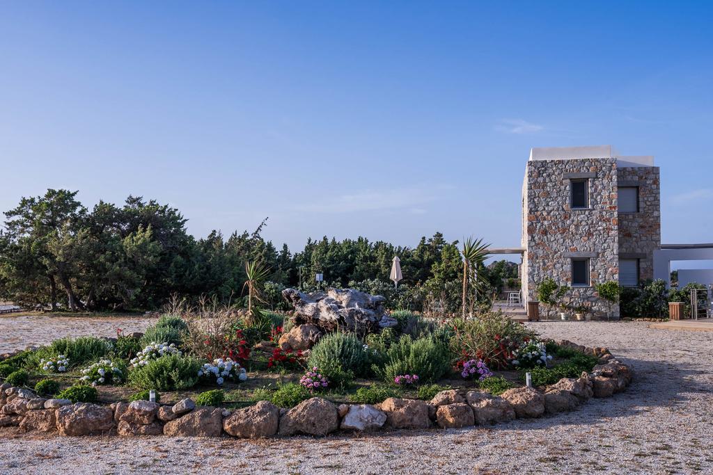 Cedar Bay Beachside Villas Paleokhóra Eksteriør bilde
