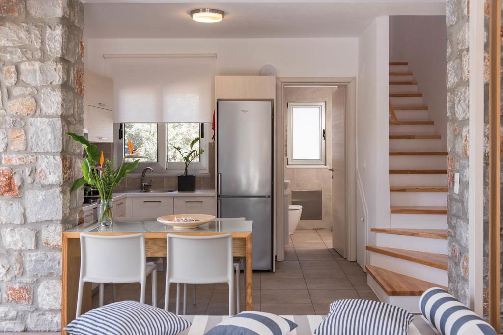 Cedar Bay Beachside Villas Paleokhóra Eksteriør bilde