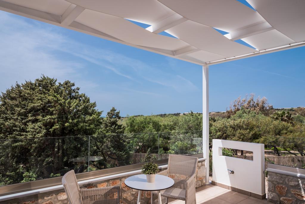 Cedar Bay Beachside Villas Paleokhóra Eksteriør bilde