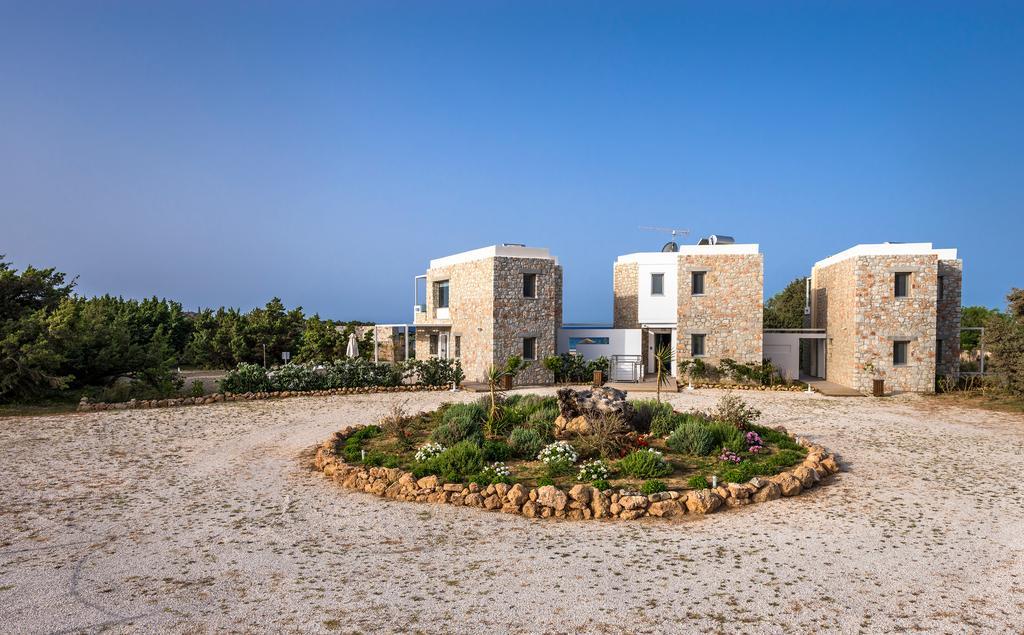 Cedar Bay Beachside Villas Paleokhóra Eksteriør bilde
